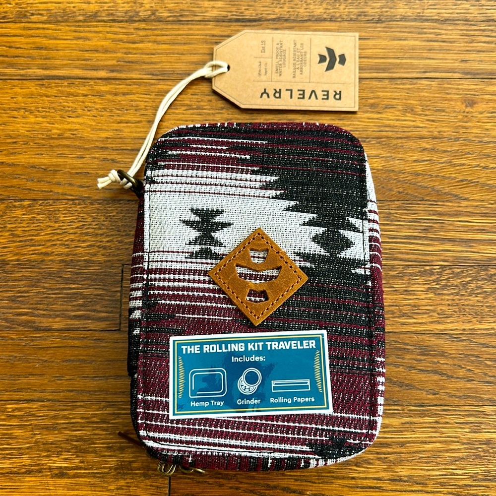 Revelry Southwest Print Rolling Kit NWT
